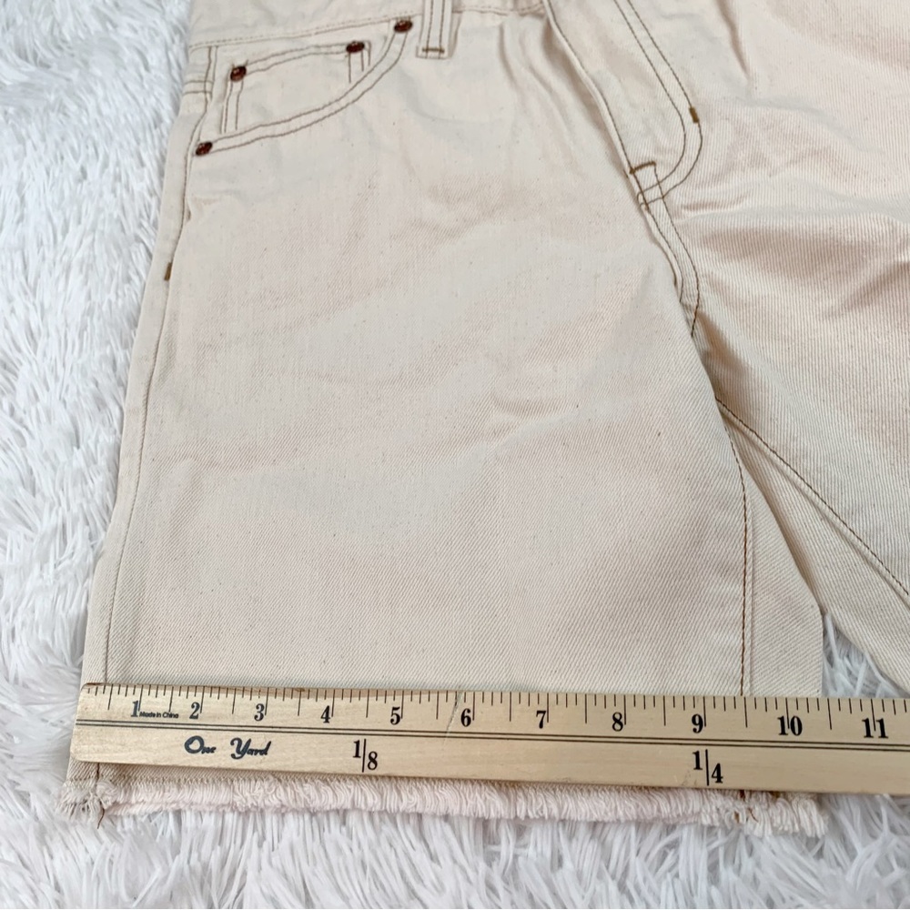 J Crew Hi rise Mid-length denim Bermuda short in ecru frayed hem - Picture 3 of 11